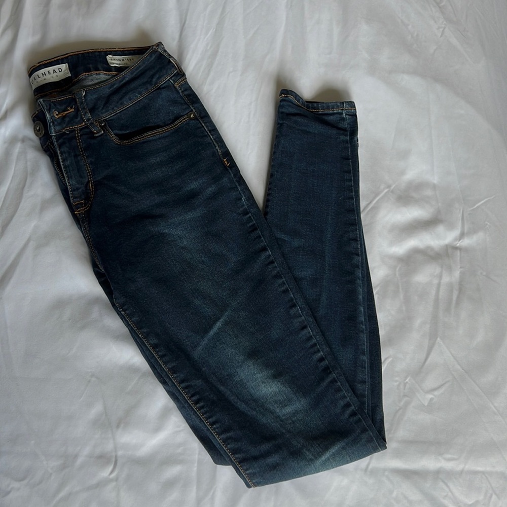 Dark wash skinny jeans